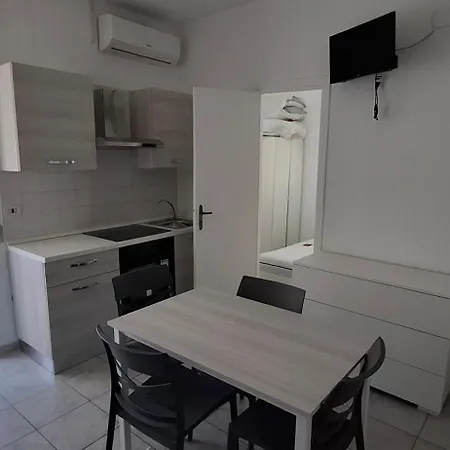 Bilocale Gran Viale Al Mare 25 Baia דירה *